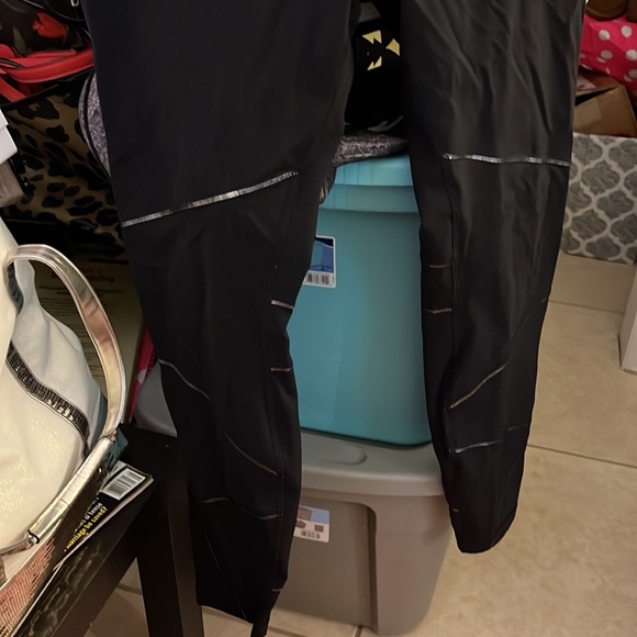 Lululemon legging 💕💕 - Picture 7 of 7